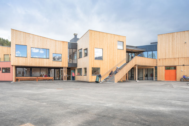 Schule Sauland Ppag photo by Wolfgang Thaler