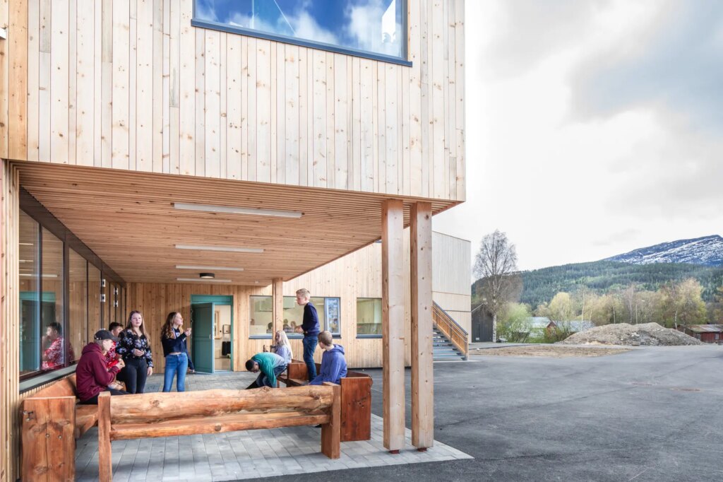 Schule Sauland Ppag photo by Wolfgang Thaler