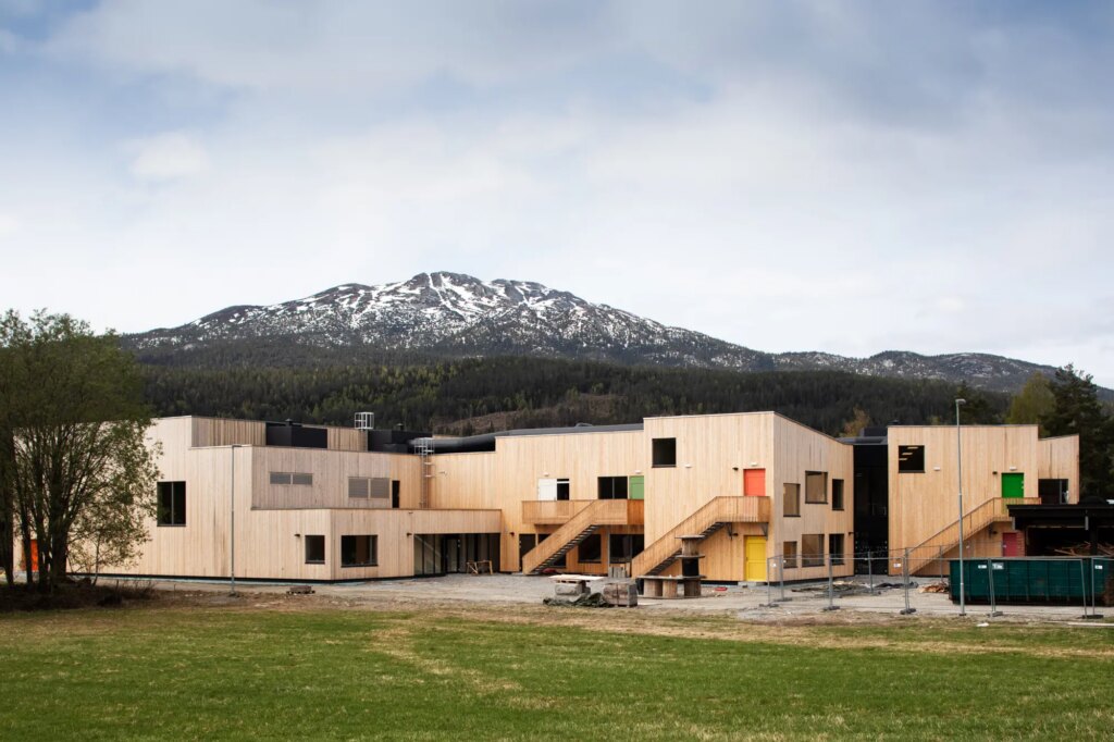 Schule Sauland Ppag photo by Wolfgang Thaler