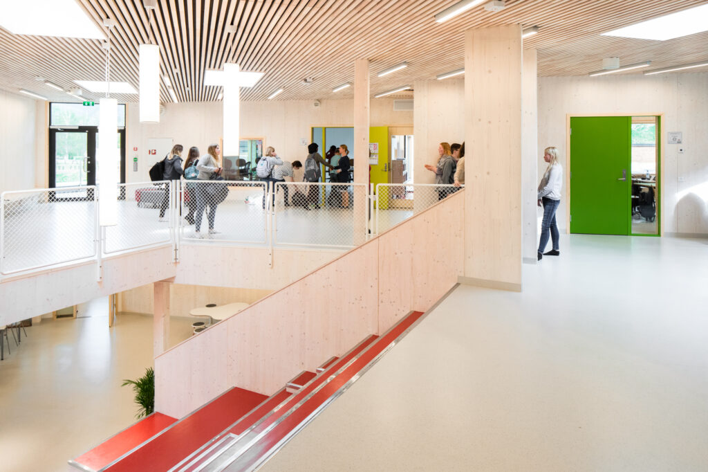 Schule Sauland  Ppag  photo  by Wolfgang Thaler