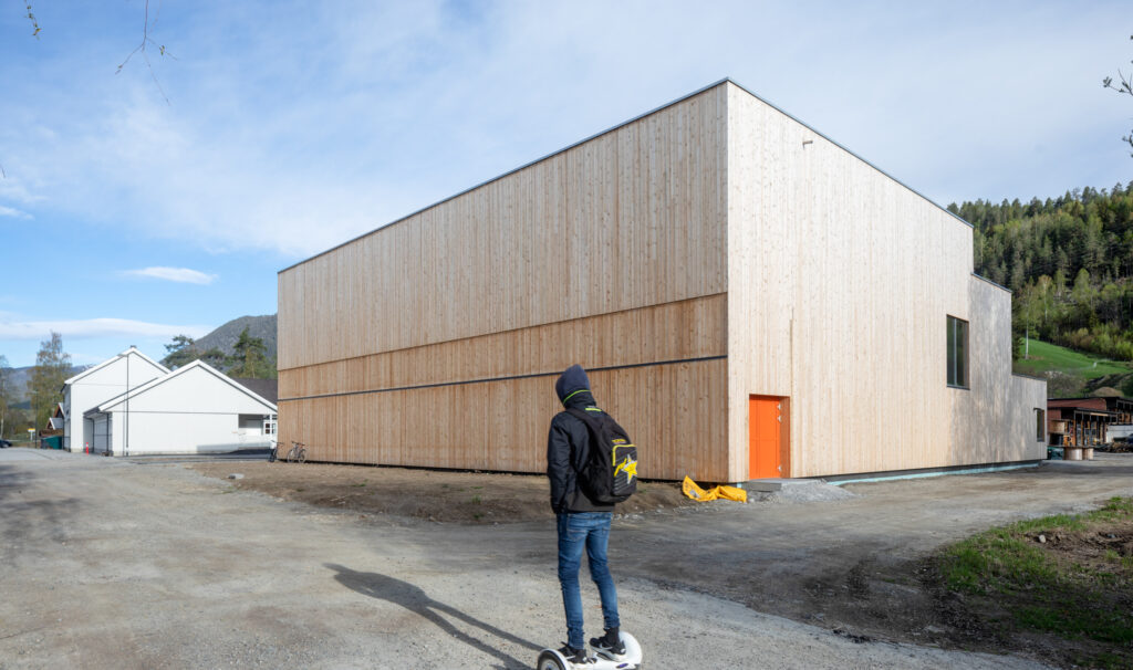 Schule Sauland  Ppag  photo  by Wolfgang Thaler