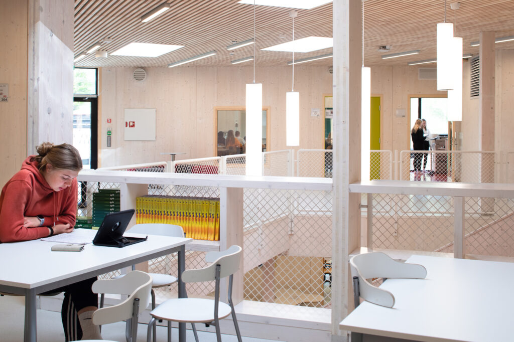 Schule Sauland  Ppag  photo  by Wolfgang Thaler