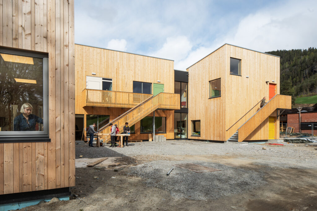 Schule Sauland  Ppag  photo  by Wolfgang Thaler
