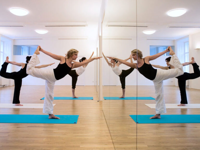 Yogakula  Thomas Sturm  photo  by Wolfgang Thaler