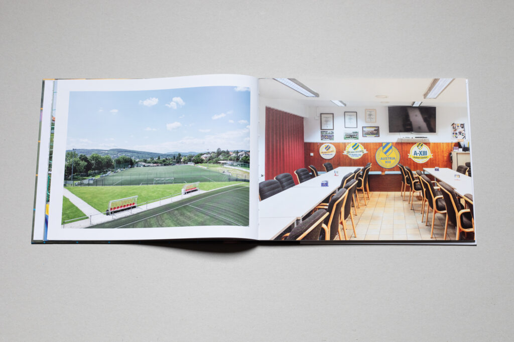 bild aus dem buch austria 13 sportanker und bolzplatz